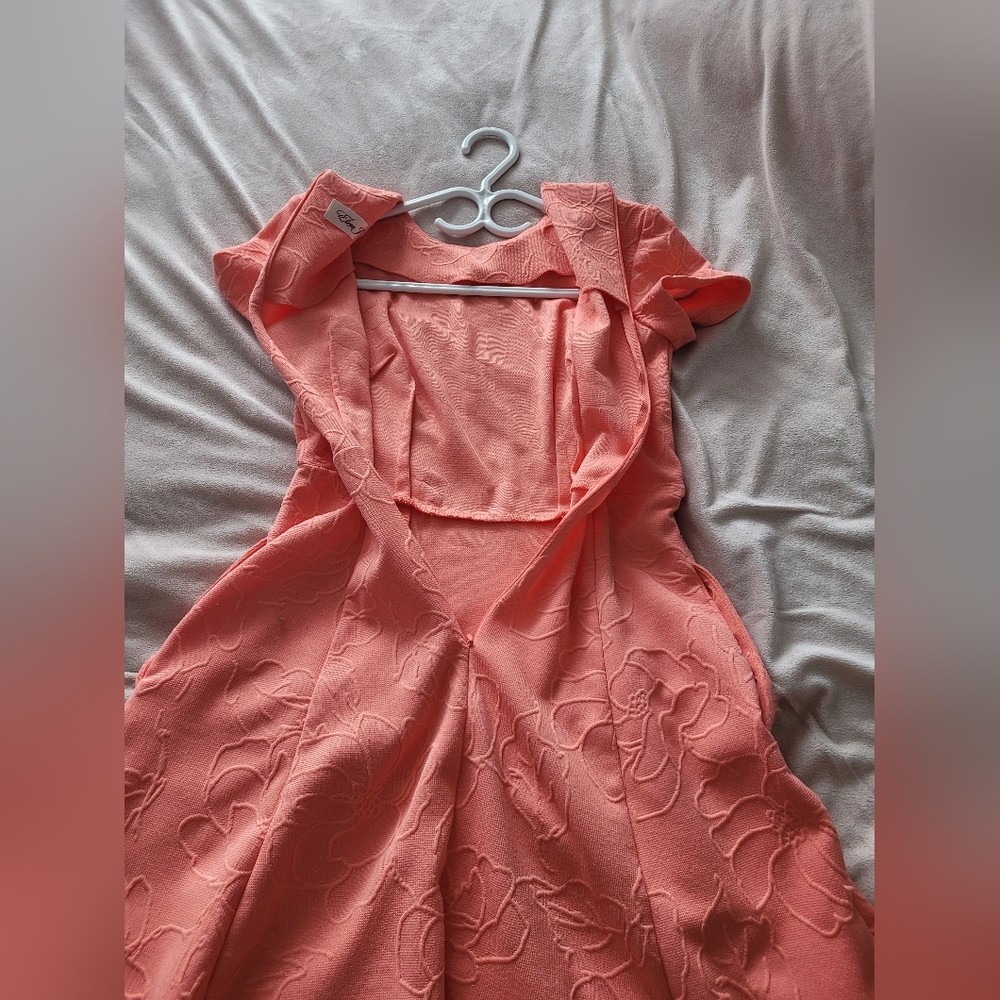 Elegant Coral Floral Dress with side pockets Size Zero - Picture 5 of 8